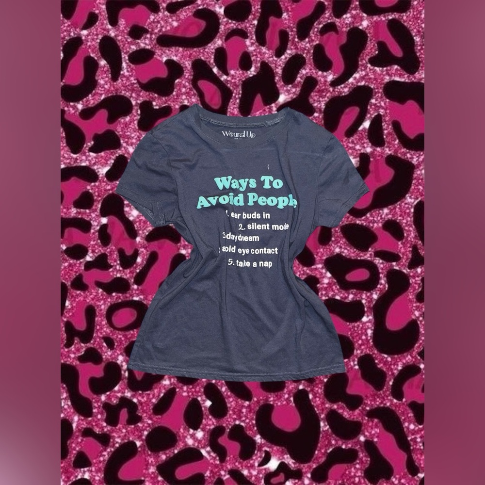 2010s Wound Up Ways To Avoid People grey blue graphic tee